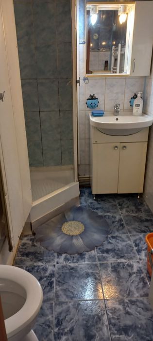 Proprietar închiriez garsonieră