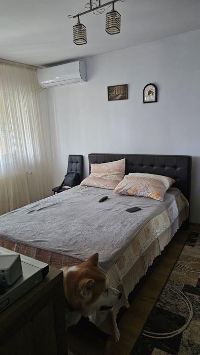 Vand garsoniera pe strada Puisor