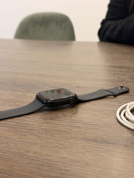 Apple Watch Series 8 2022, GPS, Aluminium 45mm