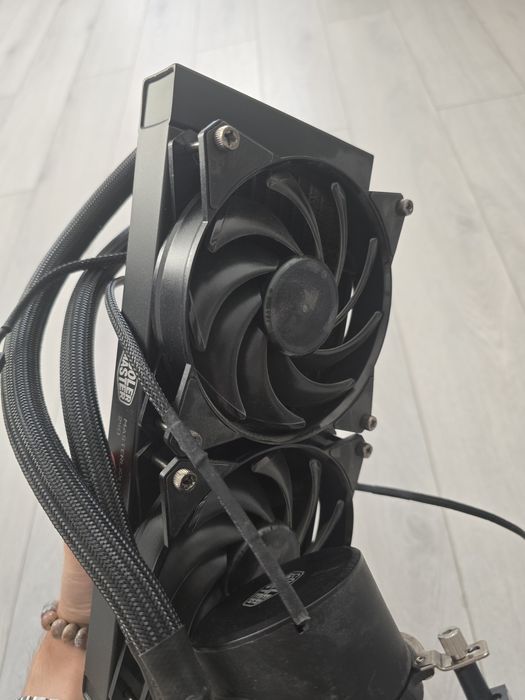 Cooler CoolerMaster White 240mm Liquid AIO