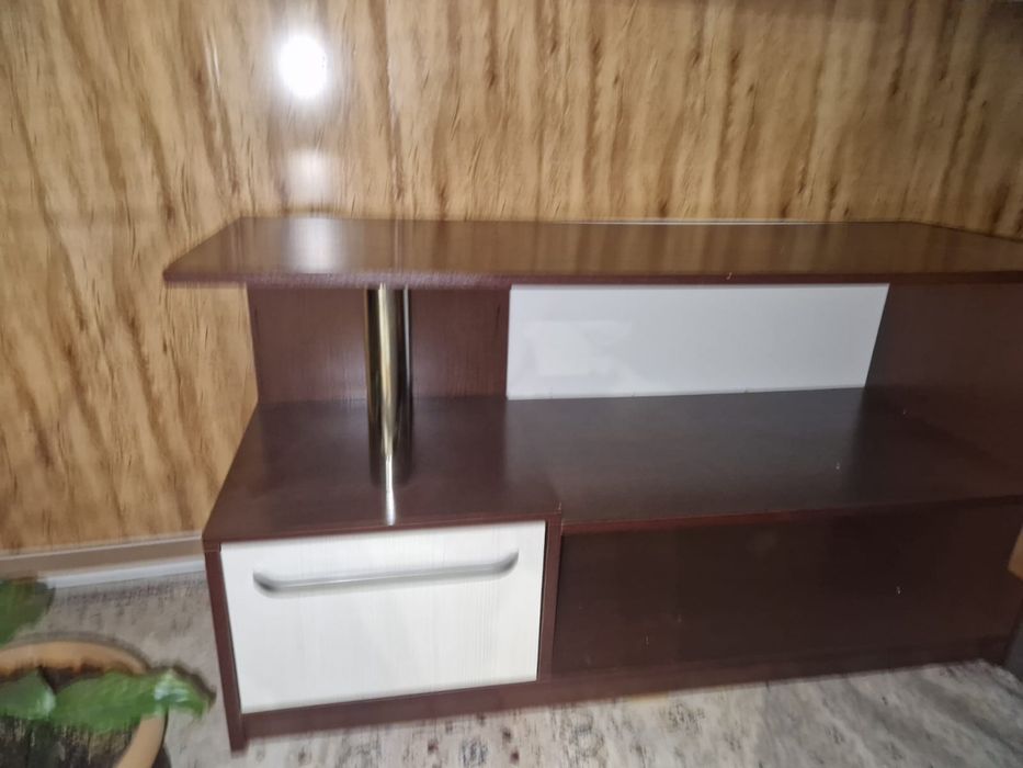 Тумба под телевизор
