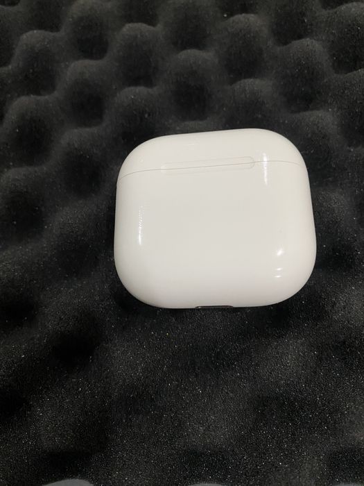 Airpods 4 ANC шумодав