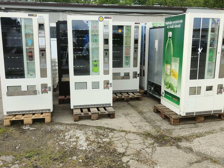 Vendo 585 Combo vending machine - tonomat produse