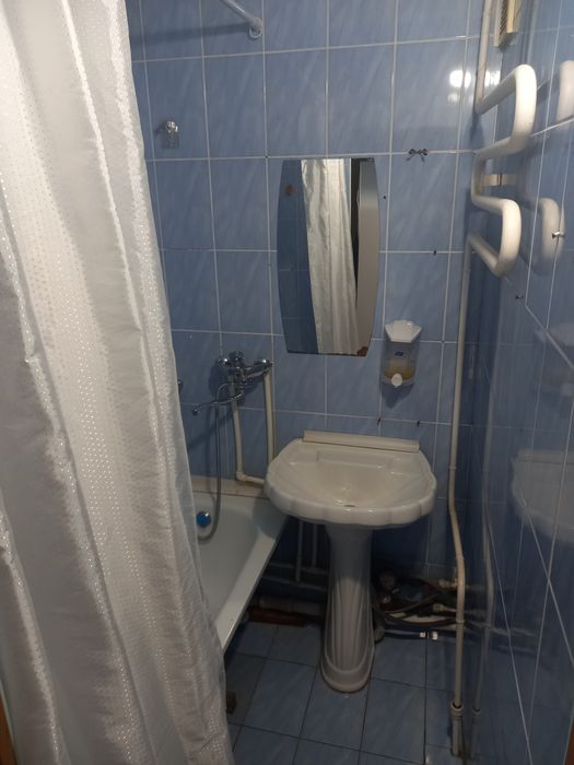 Продам 2х ком кв около Достык