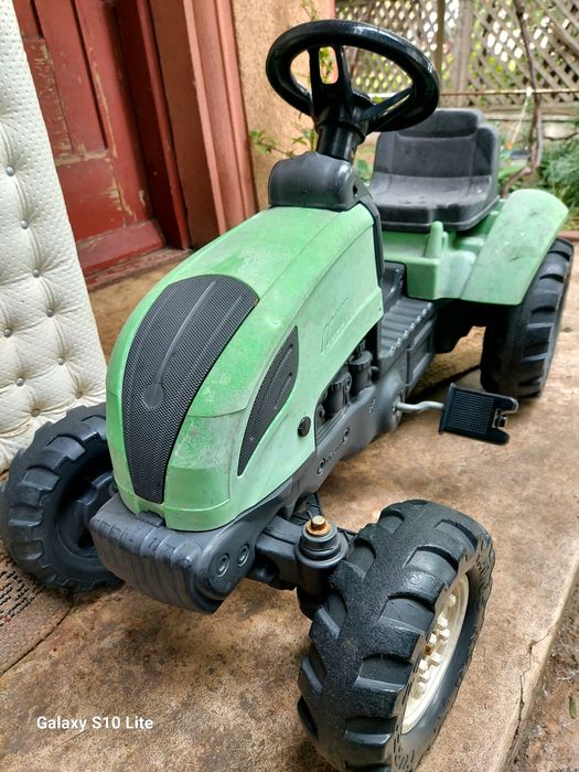 Vând pennyboard , skateboard și mănuși de box