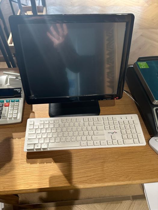 Sistem PC Intel Core 2 + Licenta Oem pe viata