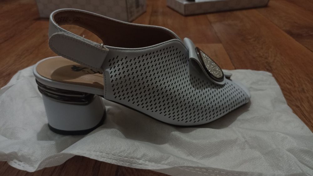 Туфли женские новые