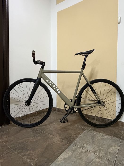 Aventon mataro 2020 MacBook