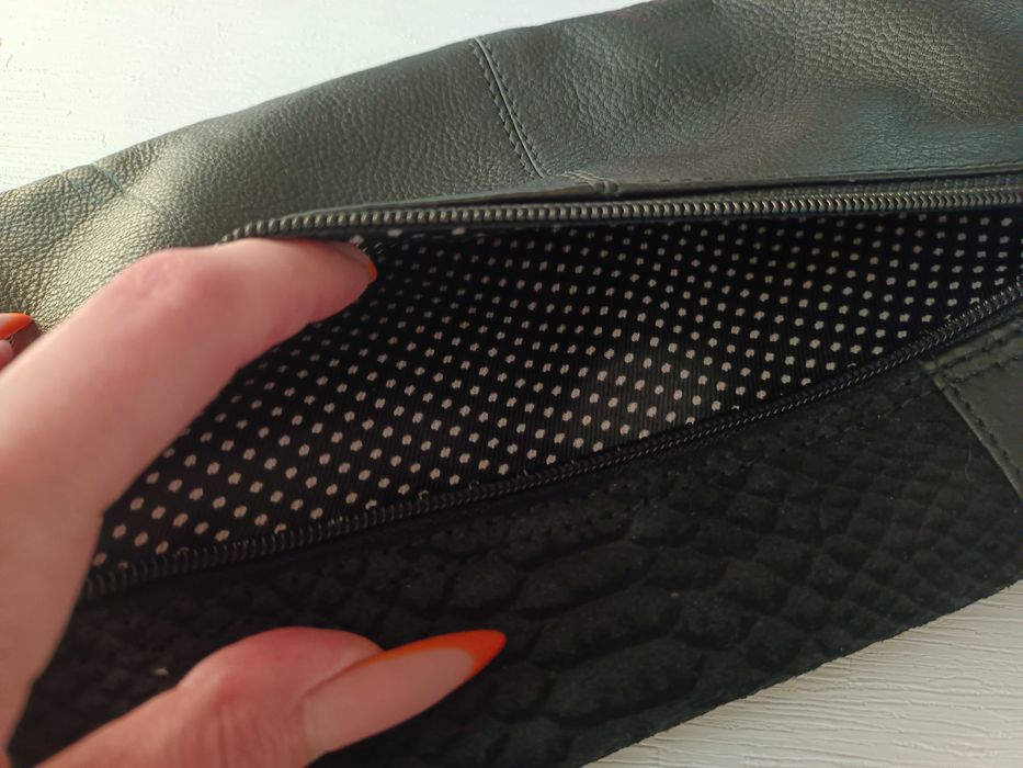 Кожаная сумка- клатч