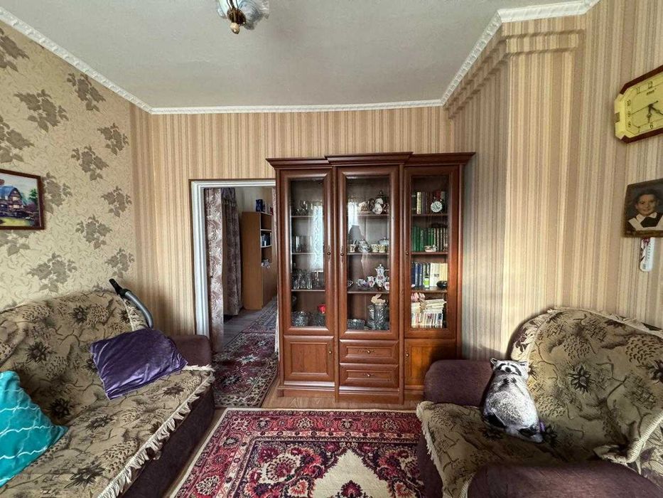 Продам 4-х  дом по Матросова