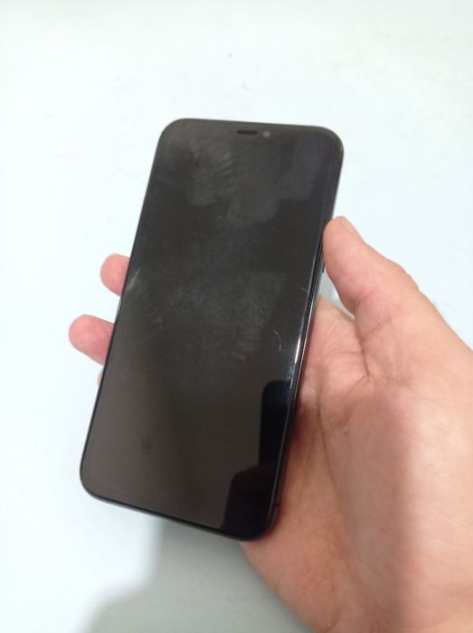 Iphone 11 pro холати идеал