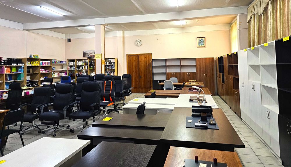 Сдается в аренду часть помещения пл.36 кв.м в центре г. Ферганы