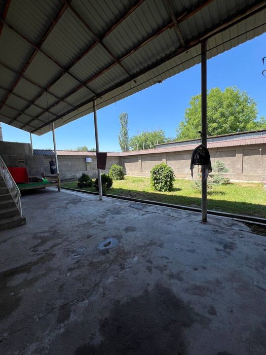 Уй сотилади.холати яхши,ремонтлари бор,нархни келишамиз!