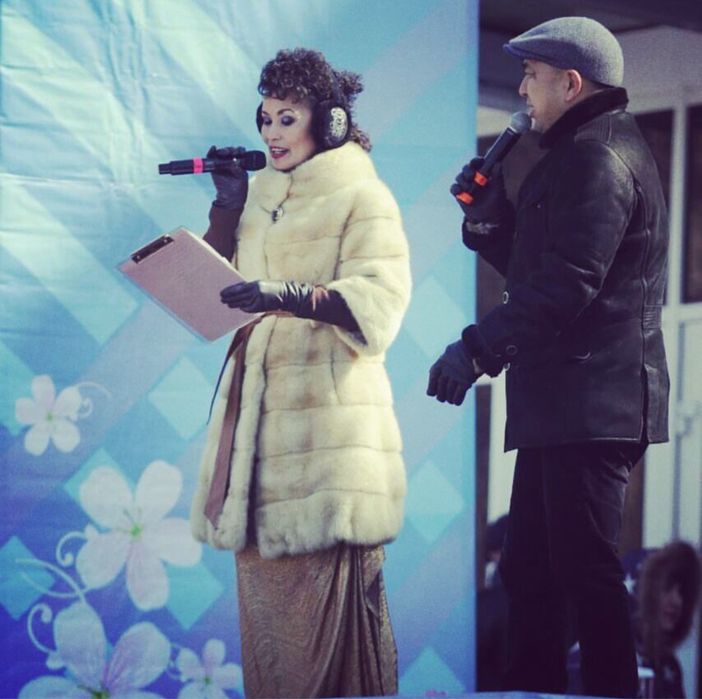 Ведущая мероприятий, певица