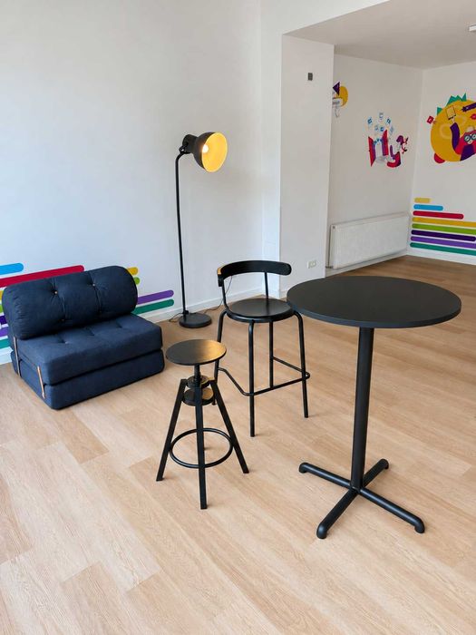 Set mobilier IKEA – 2 fotolii extensibile, masa bar, scaune si lampadare