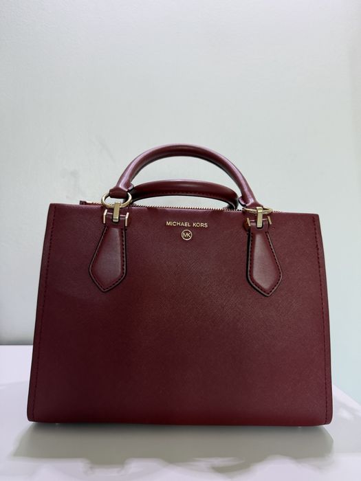 Чанта Michael Kors , купена в САЩ - 180 евро