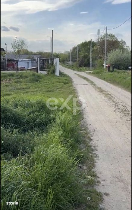 Teren 2100 mp cu iesire la lac – Budeasa Mare