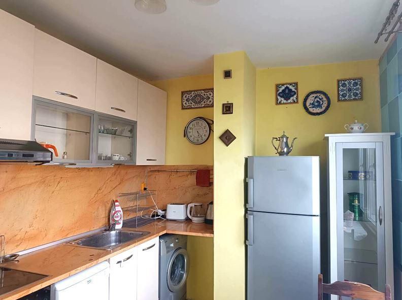 Дава се под наем Тристаен апартамент в Бургас, Възраждане - 75 кв.м за 433.5 € - Снимка #4