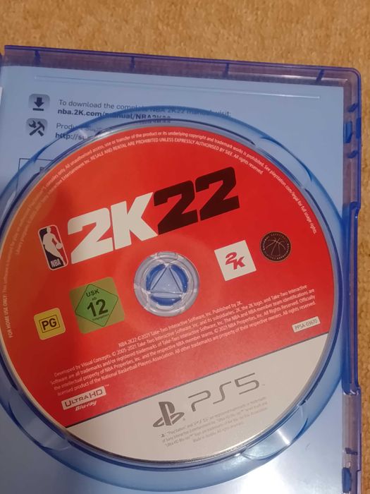 Продавам игра NBA2K22  чисто нова почти не е играно на нея