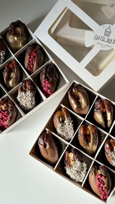 Финики в шоколаде