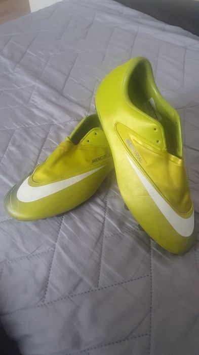Бутонки  Nike Mercurial