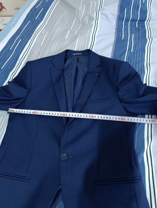 Costum bărbătesc, marimea 46