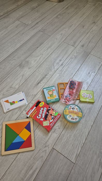 Танграм, крестики-нолики, развивашки