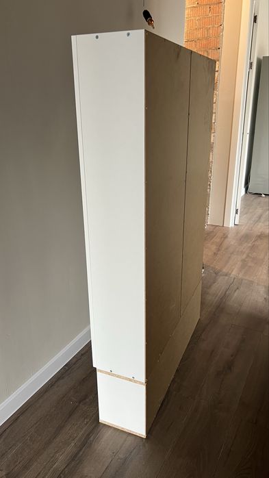 Продам шкаф новый