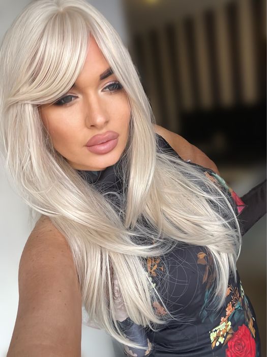 Peruca blond deschis , alb white , breton ajustabil