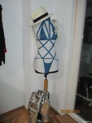 Sexy Bodies  (Stripes albastru si  negru), produs bonus la  livrare