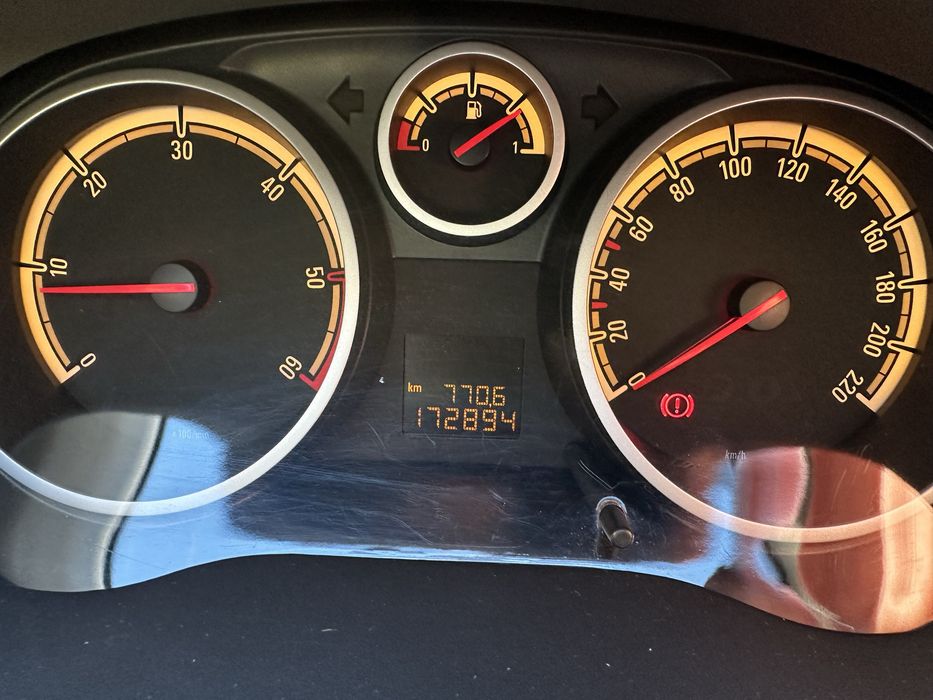 Opel CORSA D 2013 diesel