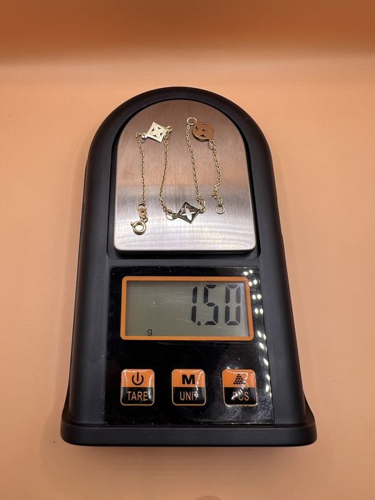 Продам золотой браслет.