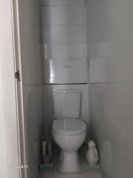 Продам 2 комнатную каритра