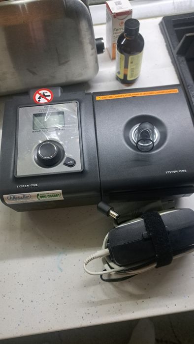 Aparat BiPAP Automat Philips Respironics System One Bi-Flex – Stare Excelentă