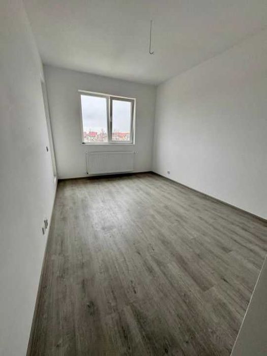 Garsoniera cartier Militari Residence - mutare imediata!!