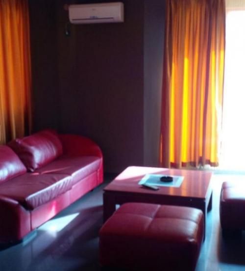 Дава се под наем Многостаен апартамент в Пловдив, Кършияка - 153 кв.м за 1200 € - Снимка #6