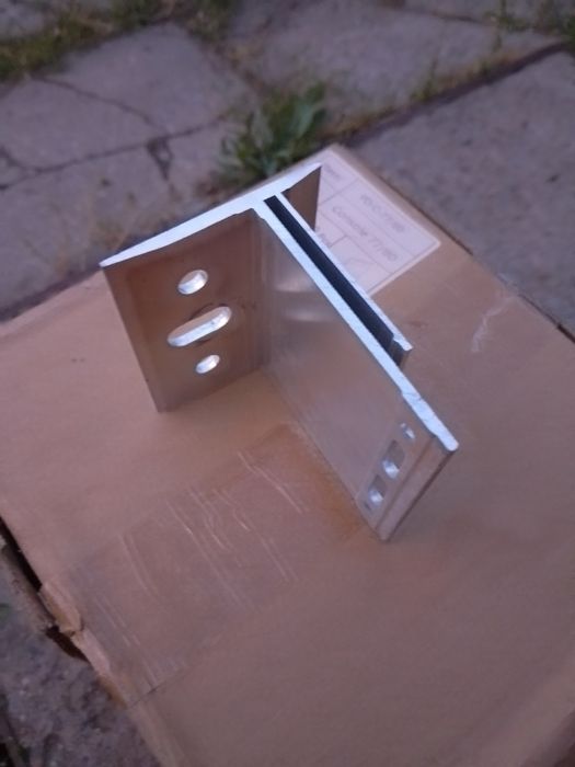 Монтажна алуминиева конзола