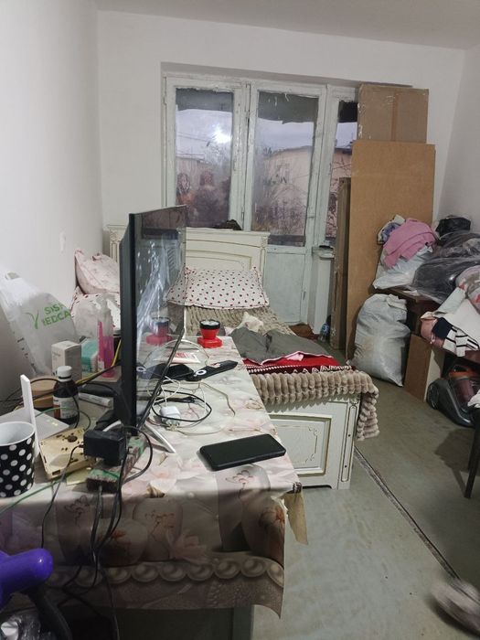 Срочно продается 1 ком квартира в 3 мкр