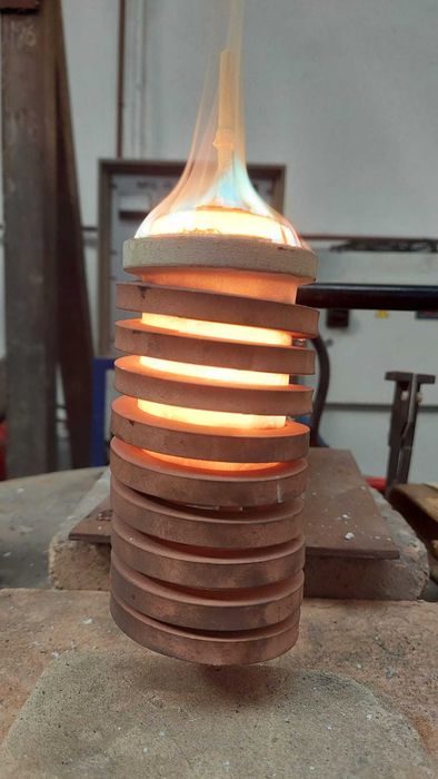 Instalatie de inductie pentru calire,forja,brazare,tratament termic