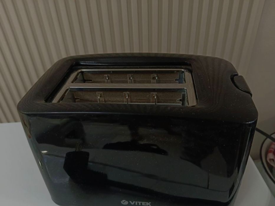 Тостер vitek продам