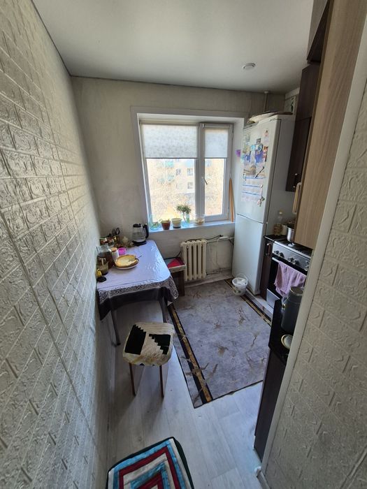 Продам 3 комнытый квартира
