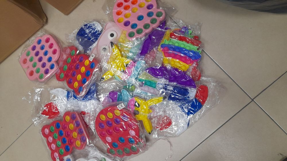 Попит различни модели