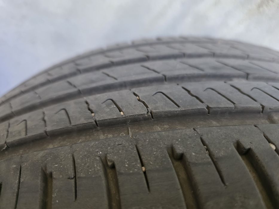 Anvelopele Barum Bravuris 5 225/60 R18, 2024 Profil 7 mm.