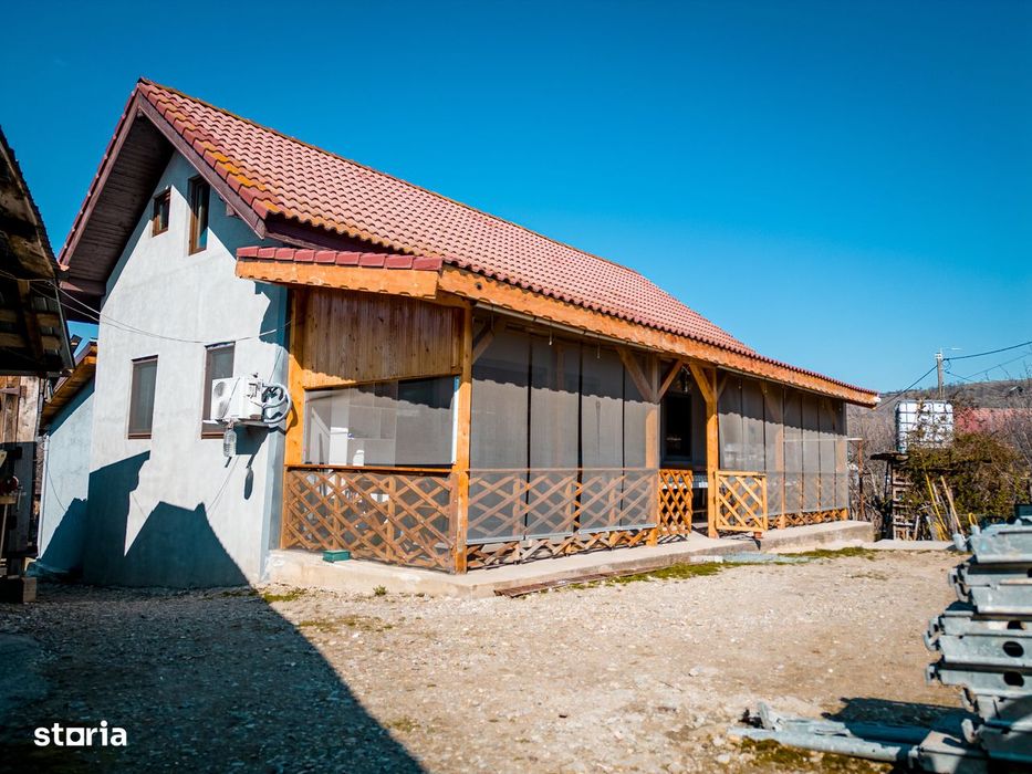 Proprietar, vând casă nouă (186mp) + casă veche și 1600mp teren