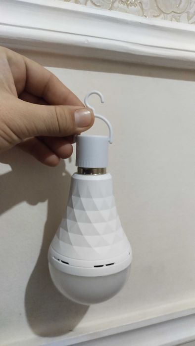 Batareyali zaryadkali lampa 12watt E27