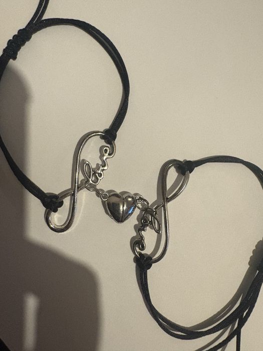 Vand bratari pt cupluri