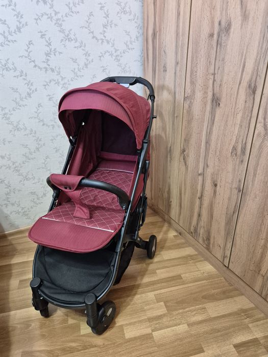 Продам коляску Mstar