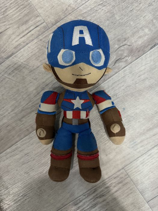 Капитан Америка игружка новая