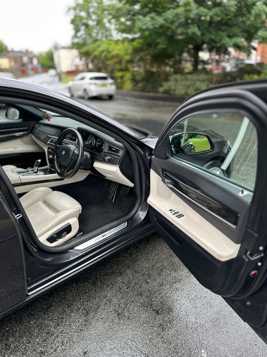 BMW 730d F01 M Sport 2013 3.0 Diesel