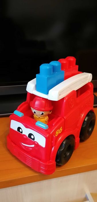 Mega bloks конструктор влак с букви